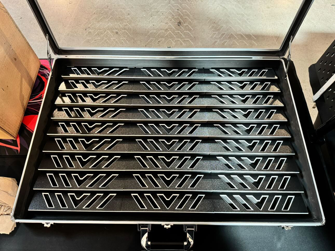 Astro Modular Magnetic Riser System – Amazon Case Edition (34x22”)
